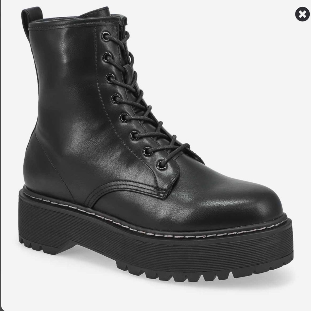 Steve Madden Bolero Combat Boots